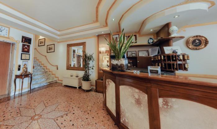 Hotel Villa Pigalle Tezze sul Brenta Zewnętrze zdjęcie