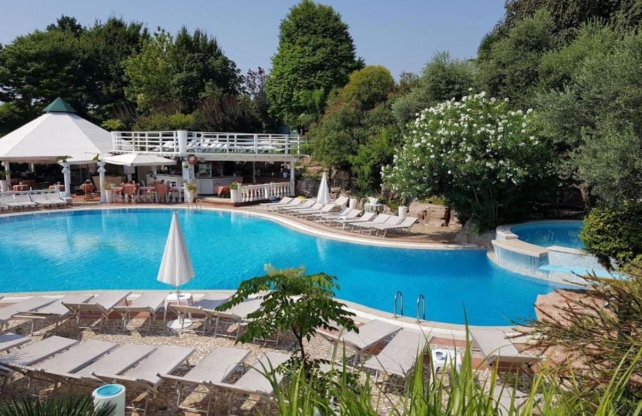Hotel Villa Pigalle Tezze sul Brenta Zewnętrze zdjęcie