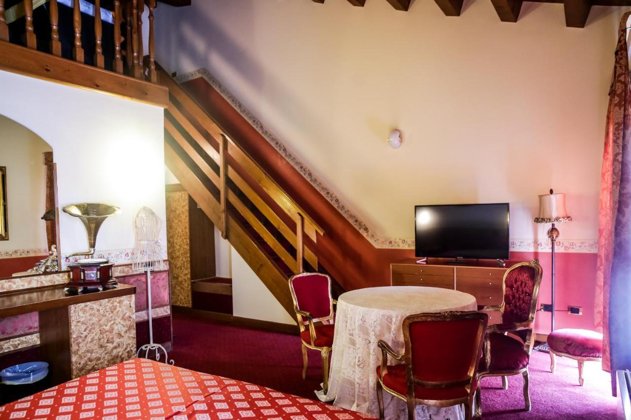 Hotel Villa Pigalle Tezze sul Brenta Zewnętrze zdjęcie