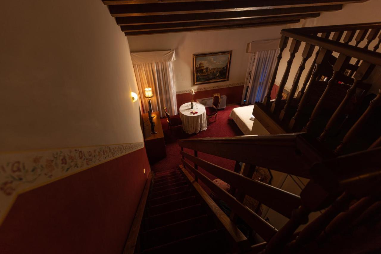 Hotel Villa Pigalle Tezze sul Brenta Zewnętrze zdjęcie